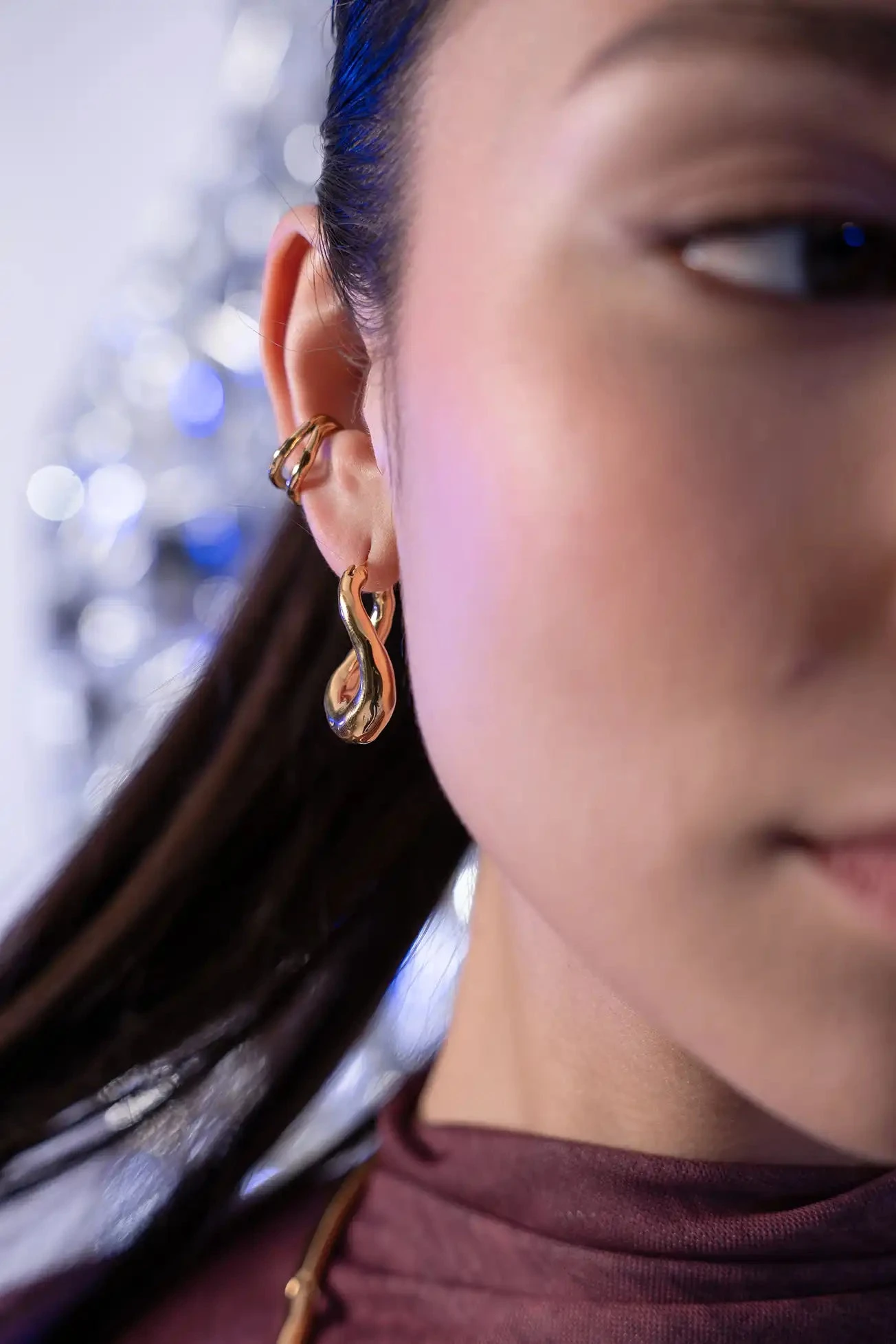 Molten Twisted Hoops 14K Gold Plated – Bild 3